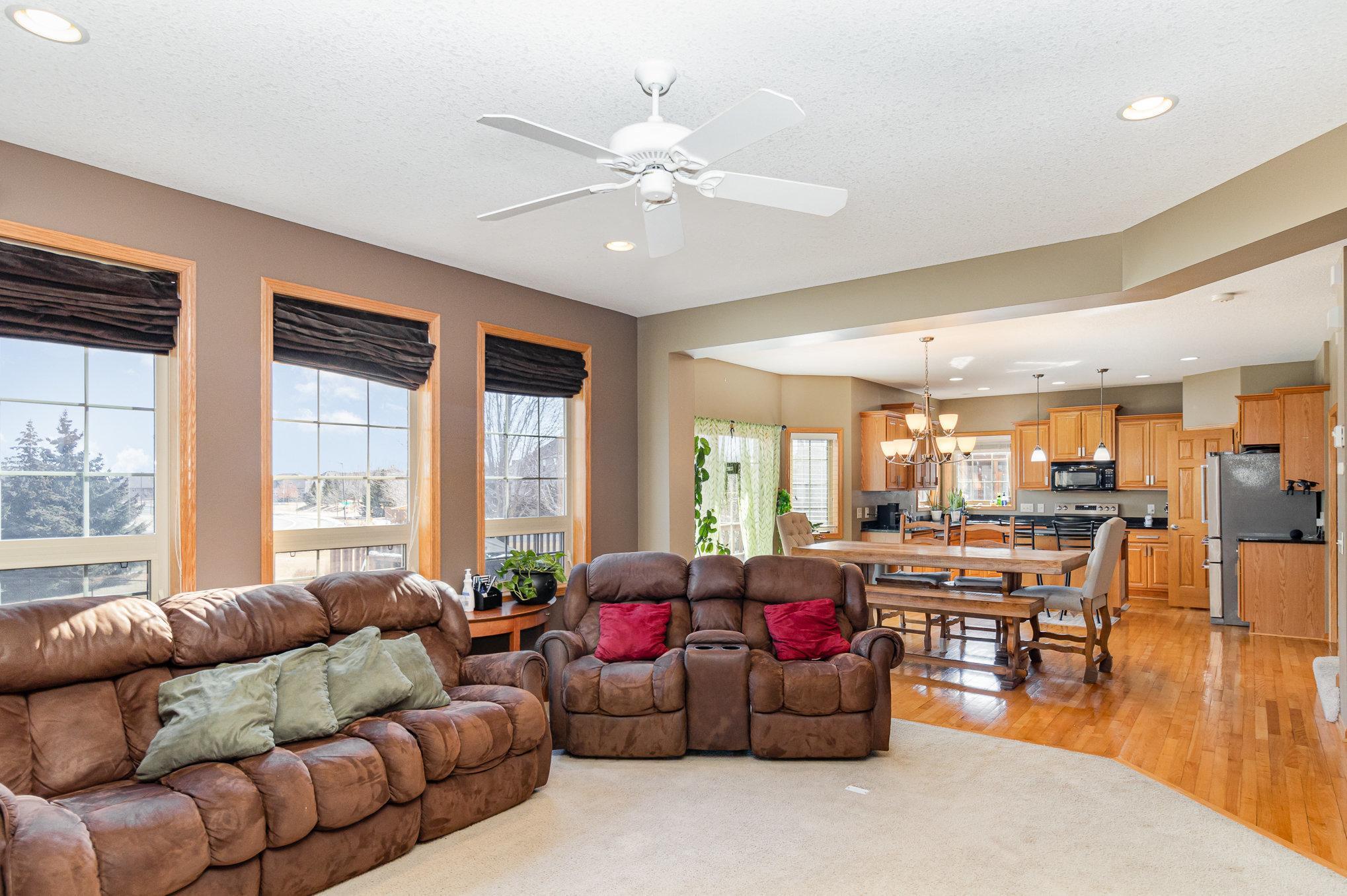 735 Westchester Avenue, Shakopee, Minnesota image 3