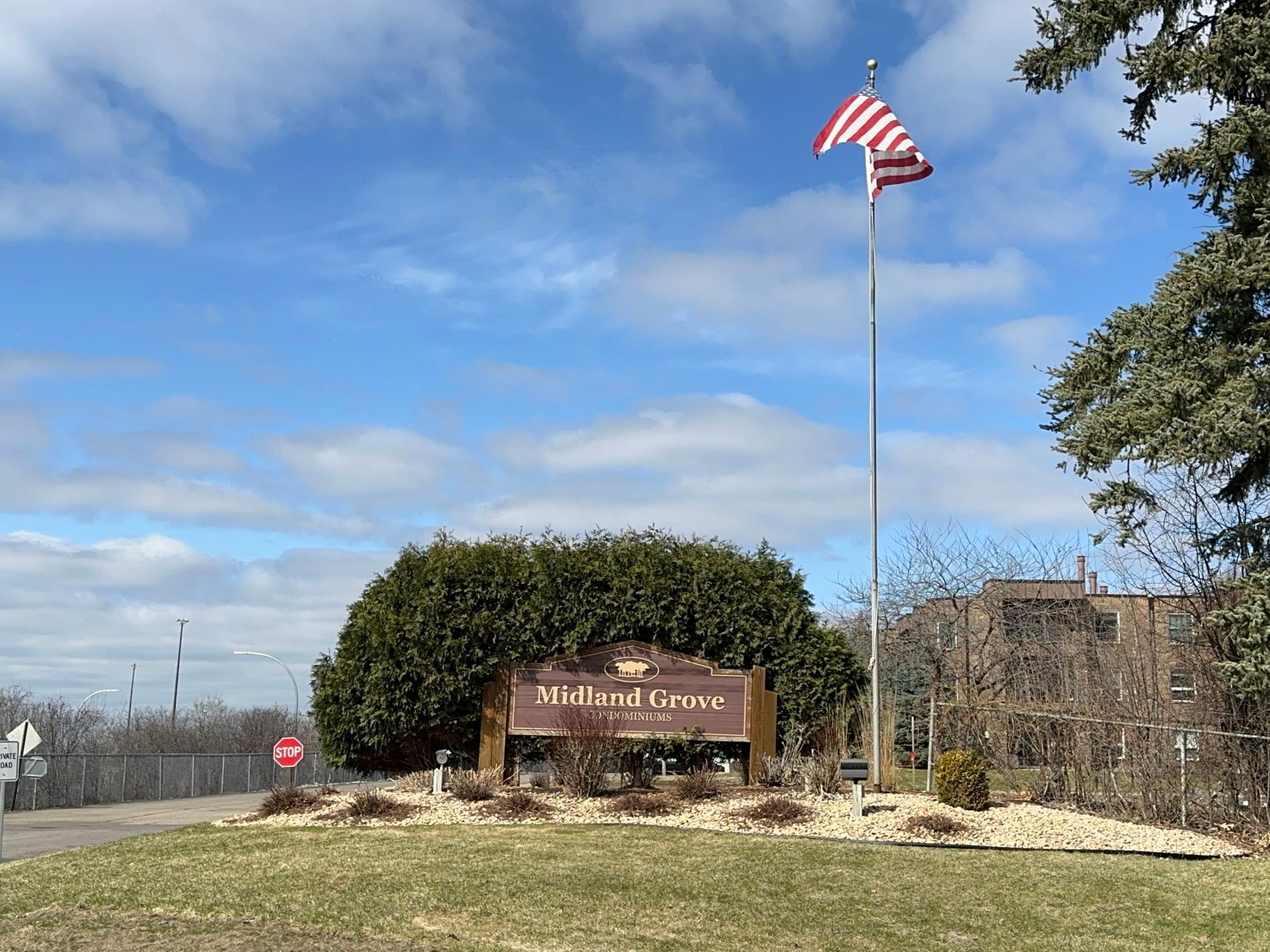 2240 Midland Grove Road #306, Roseville, Minnesota image 28