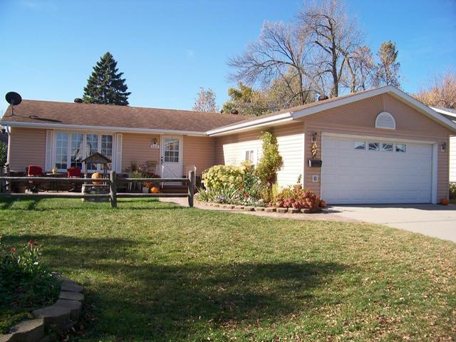 1211 Diagonal Road, Worthington, Minnesota image 1