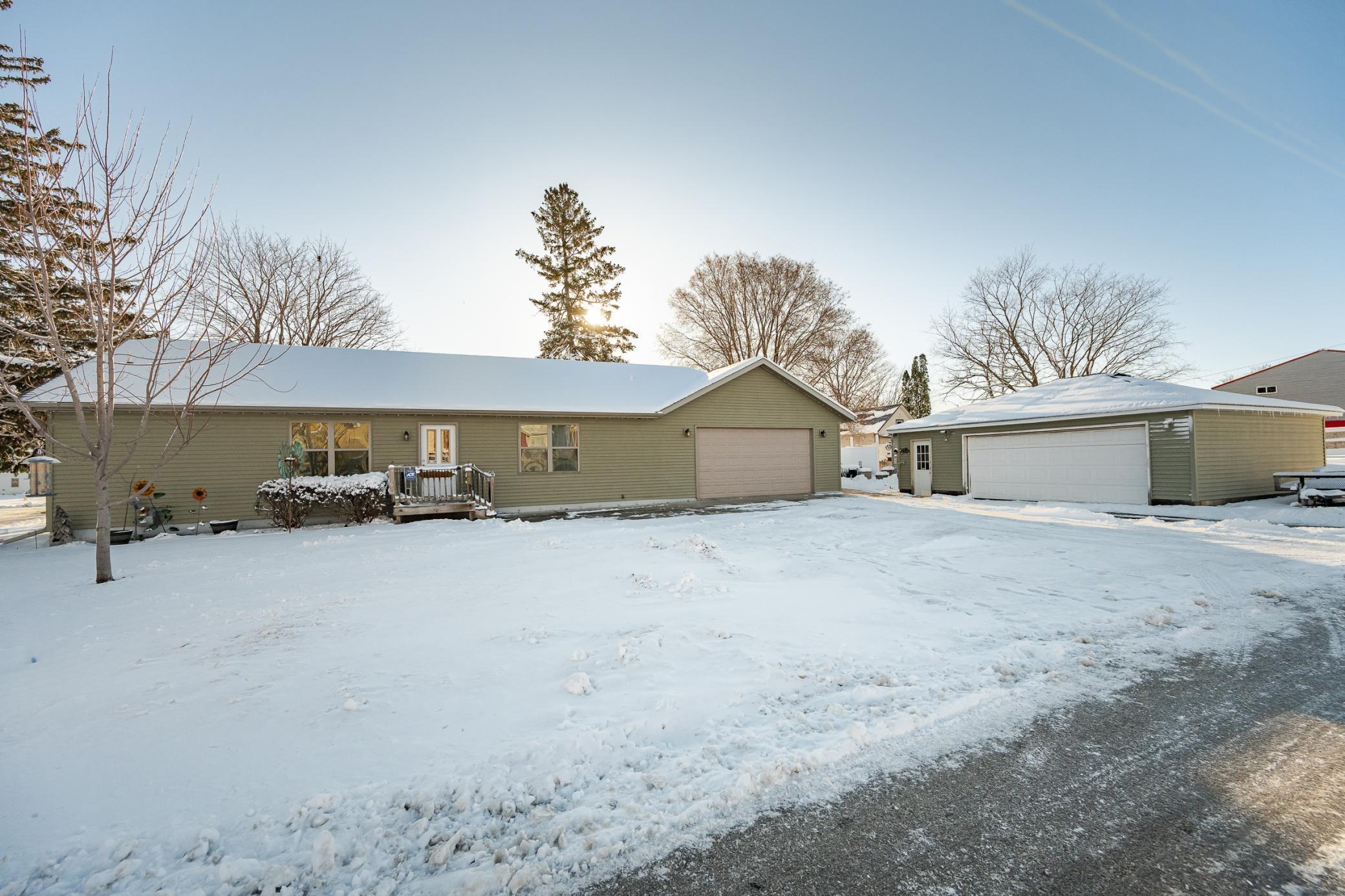 154 E 5th St St, Saint Charles, Minnesota image 1