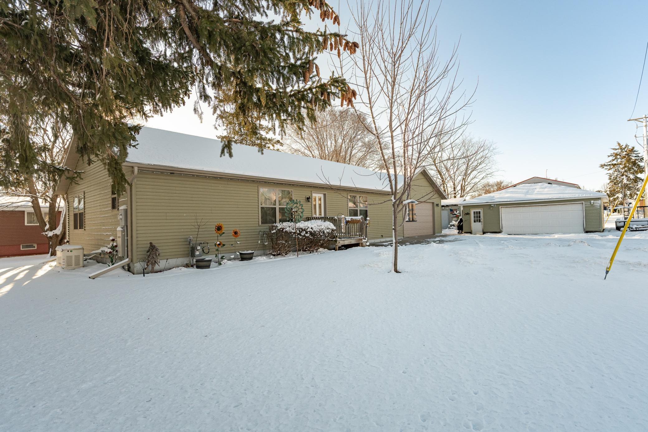 154 E 5th St St, Saint Charles, Minnesota image 25