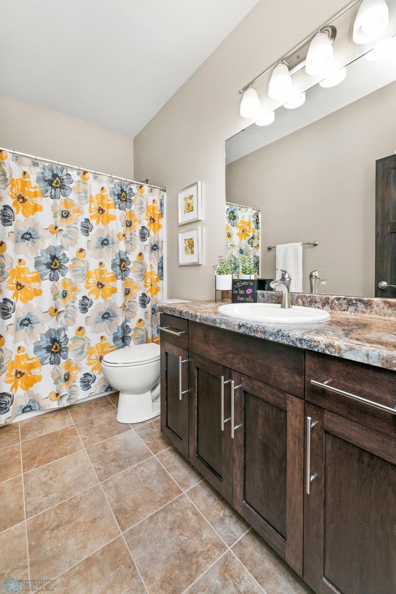 708 35th Avenue, West Fargo, North Dakota image 30
