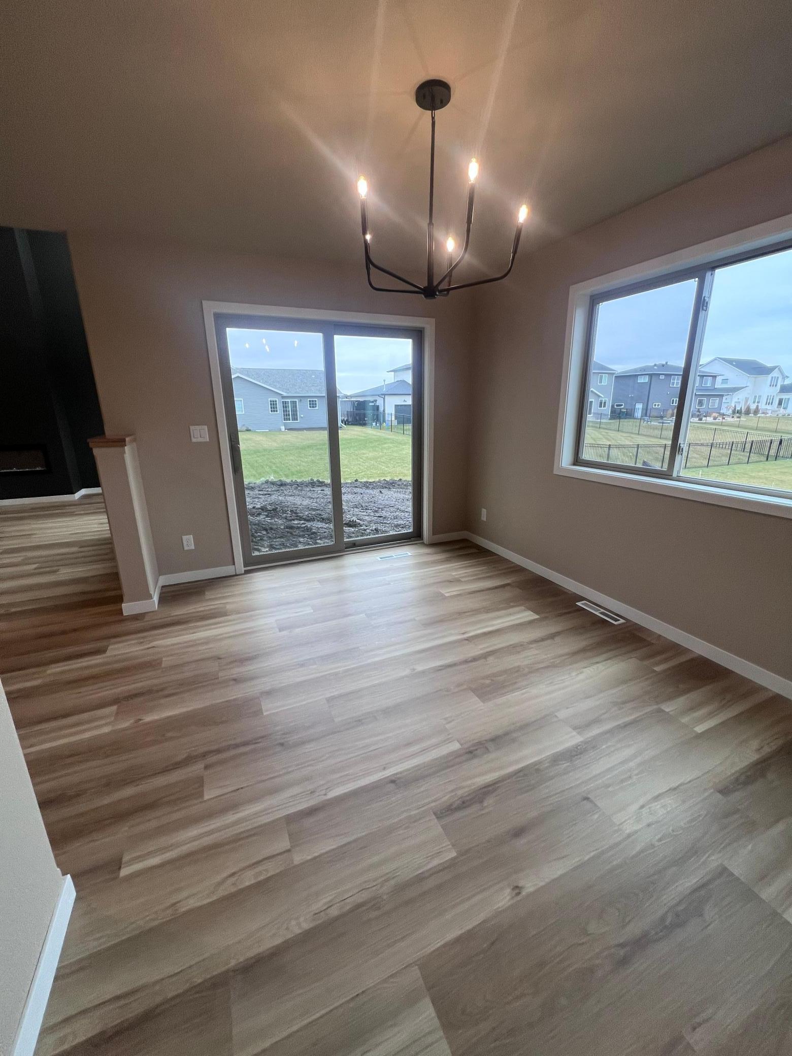 Horace, North Dakota 58047, United States, 3 Bedrooms Bedrooms, ,2 BathroomsBathrooms,Residential,Pending,248352