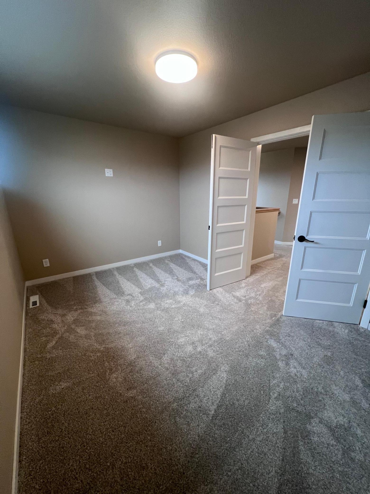 Horace, North Dakota 58047, United States, 3 Bedrooms Bedrooms, ,2 BathroomsBathrooms,Residential,Pending,248352