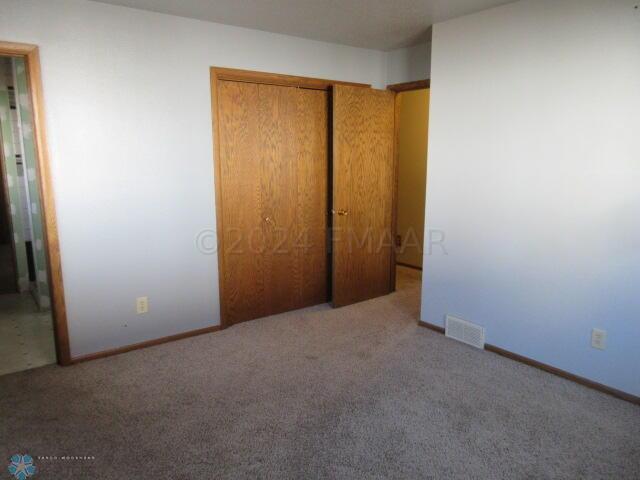 Hunter, North Dakota 58048, United States, 5 Bedrooms Bedrooms, ,3 BathroomsBathrooms,Residential,Pending,60034