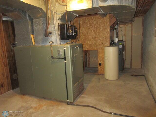 Hunter, North Dakota 58048, United States, 5 Bedrooms Bedrooms, ,3 BathroomsBathrooms,Residential,Pending,60034