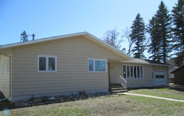 Hunter, North Dakota 58048, United States, 5 Bedrooms Bedrooms, ,3 BathroomsBathrooms,Residential,Pending,60034