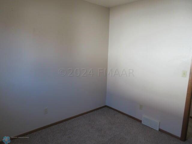 Hunter, North Dakota 58048, United States, 5 Bedrooms Bedrooms, ,3 BathroomsBathrooms,Residential,Pending,60034