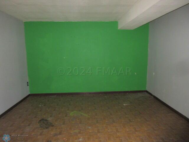 Hunter, North Dakota 58048, United States, 5 Bedrooms Bedrooms, ,3 BathroomsBathrooms,Residential,Pending,60034