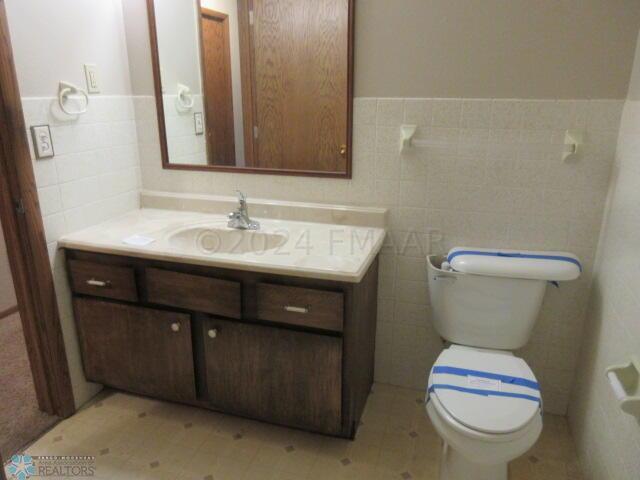 Hunter, North Dakota 58048, United States, 5 Bedrooms Bedrooms, ,3 BathroomsBathrooms,Residential,Pending,60034