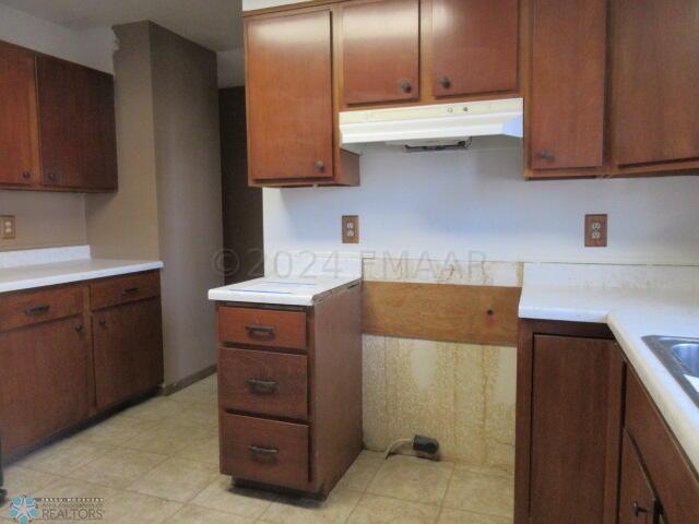 Hunter, North Dakota 58048, United States, 5 Bedrooms Bedrooms, ,3 BathroomsBathrooms,Residential,Pending,60034