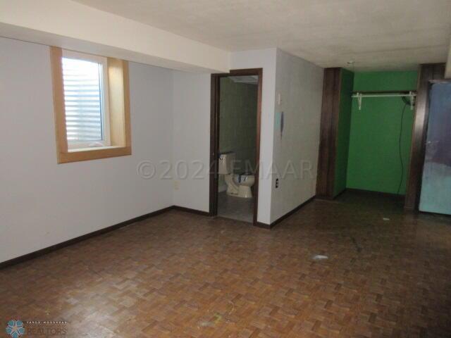 Hunter, North Dakota 58048, United States, 5 Bedrooms Bedrooms, ,3 BathroomsBathrooms,Residential,Pending,60034