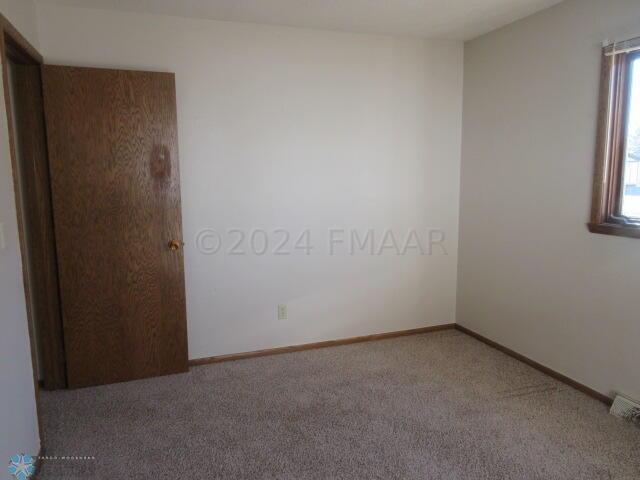 Hunter, North Dakota 58048, United States, 5 Bedrooms Bedrooms, ,3 BathroomsBathrooms,Residential,Pending,60034