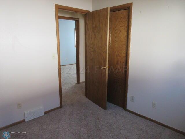 Hunter, North Dakota 58048, United States, 5 Bedrooms Bedrooms, ,3 BathroomsBathrooms,Residential,Pending,60034