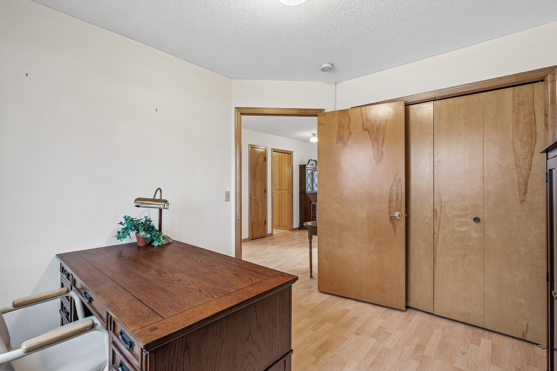 1419 Willow Wood Drive, Cambridge, Minnesota image 14