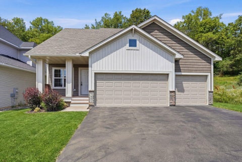 Homes For Sale - 7801 Ava Trail<br/> Dakota County, Inver Grove Heights, MN 55077