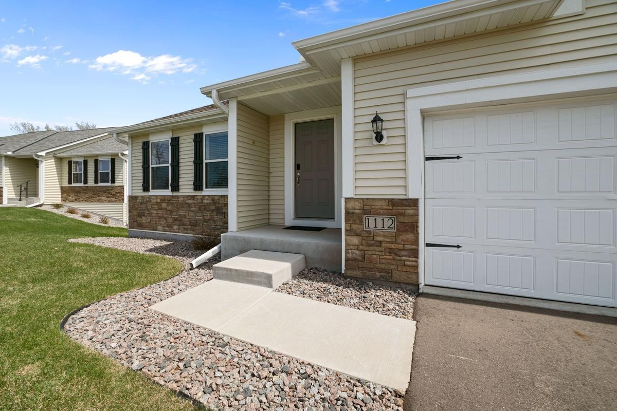 1112 Natalie Avenue, Montrose, Minnesota image 1