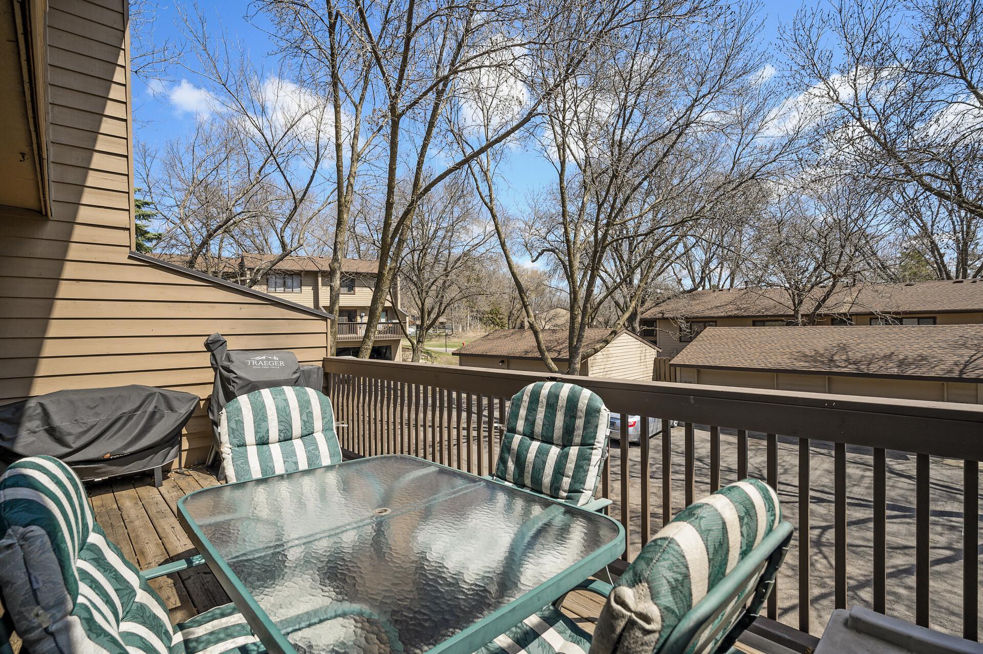360 W Eagle Lake Drive, Maple Grove, Minnesota image 27
