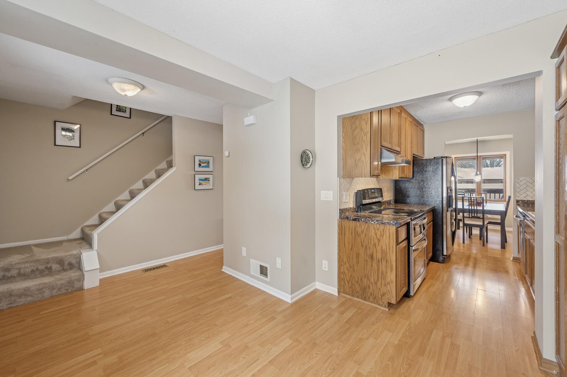 360 W Eagle Lake Drive, Maple Grove, Minnesota image 6
