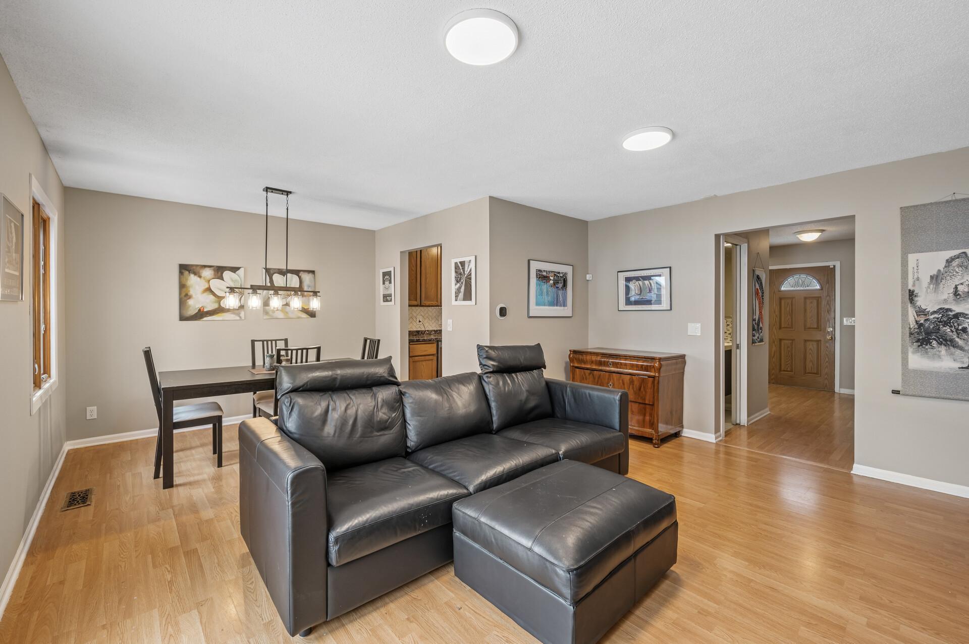 360 W Eagle Lake Drive, Maple Grove, Minnesota image 15