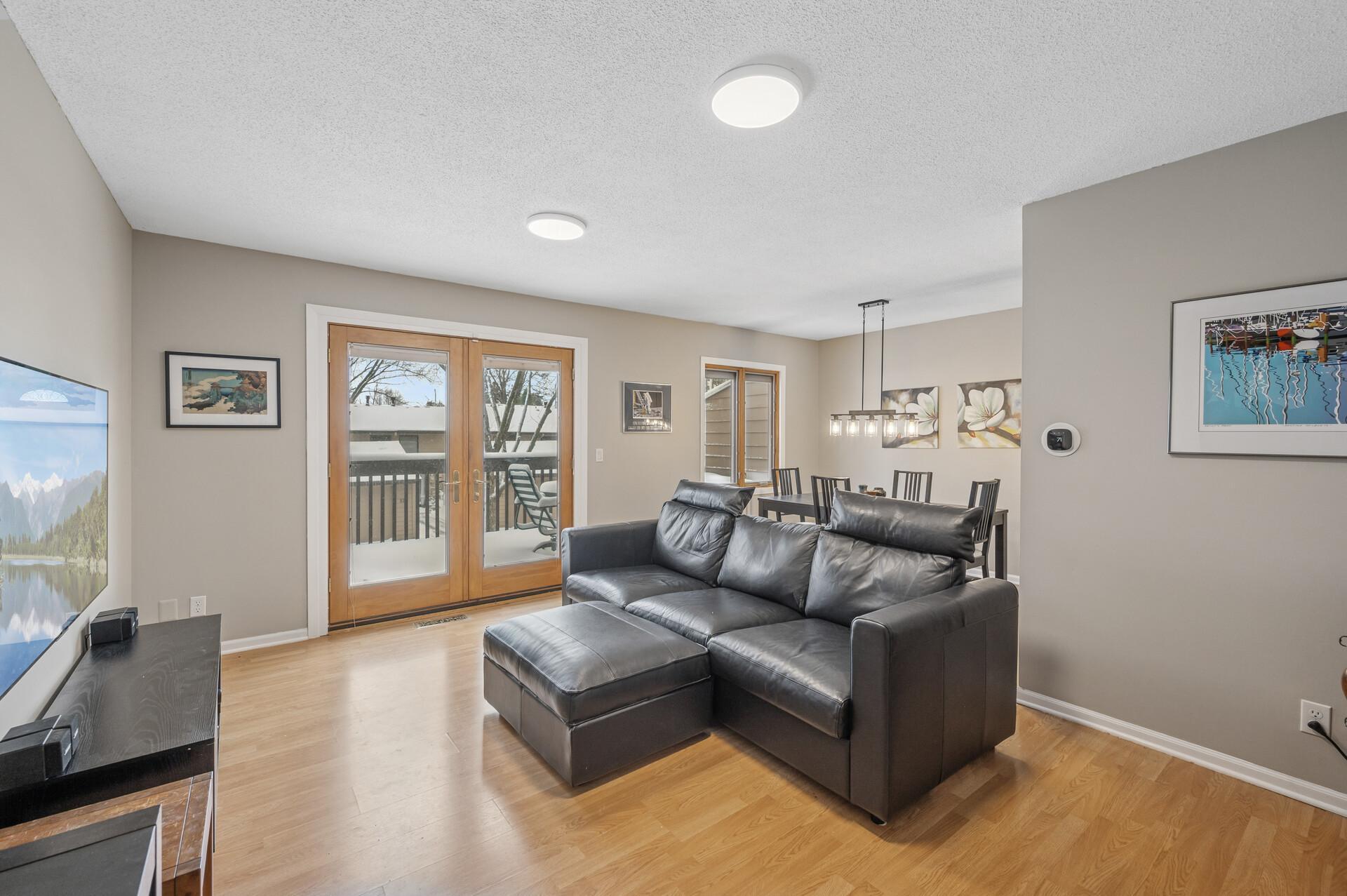 360 W Eagle Lake Drive, Maple Grove, Minnesota image 16