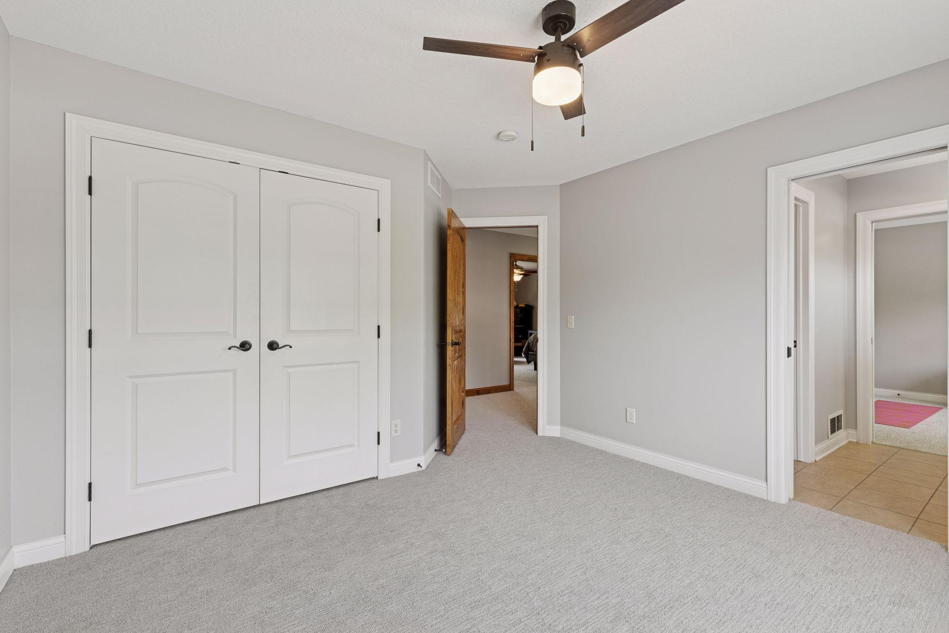 6620 Treetop Road, Chanhassen, Minnesota image 29