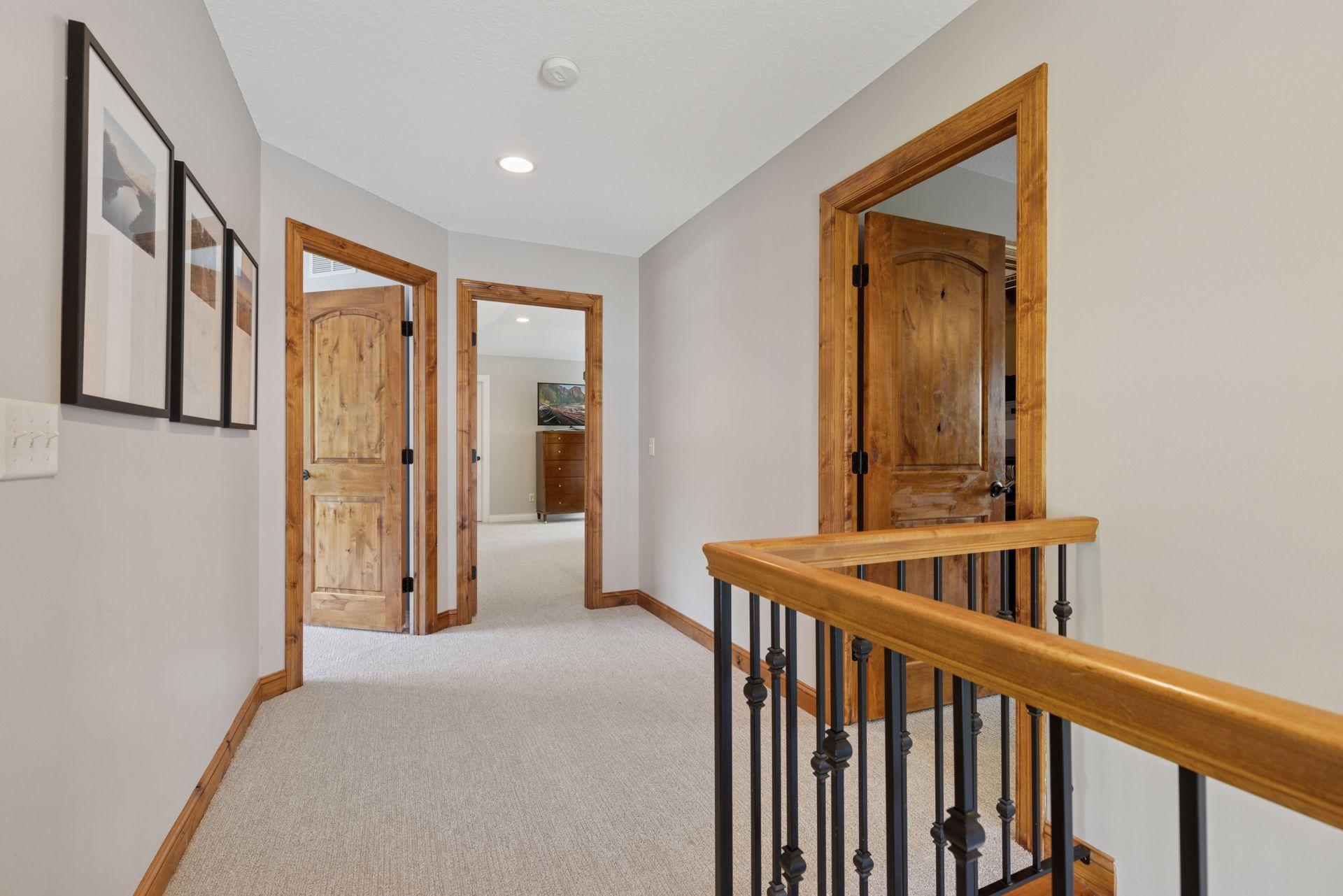 6620 Treetop Road, Chanhassen, Minnesota image 25