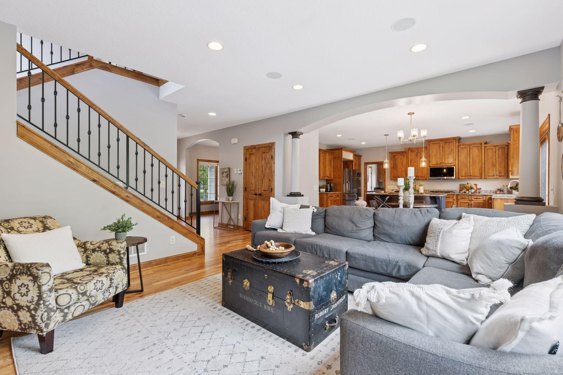 6620 Treetop Road, Chanhassen, Minnesota image 16