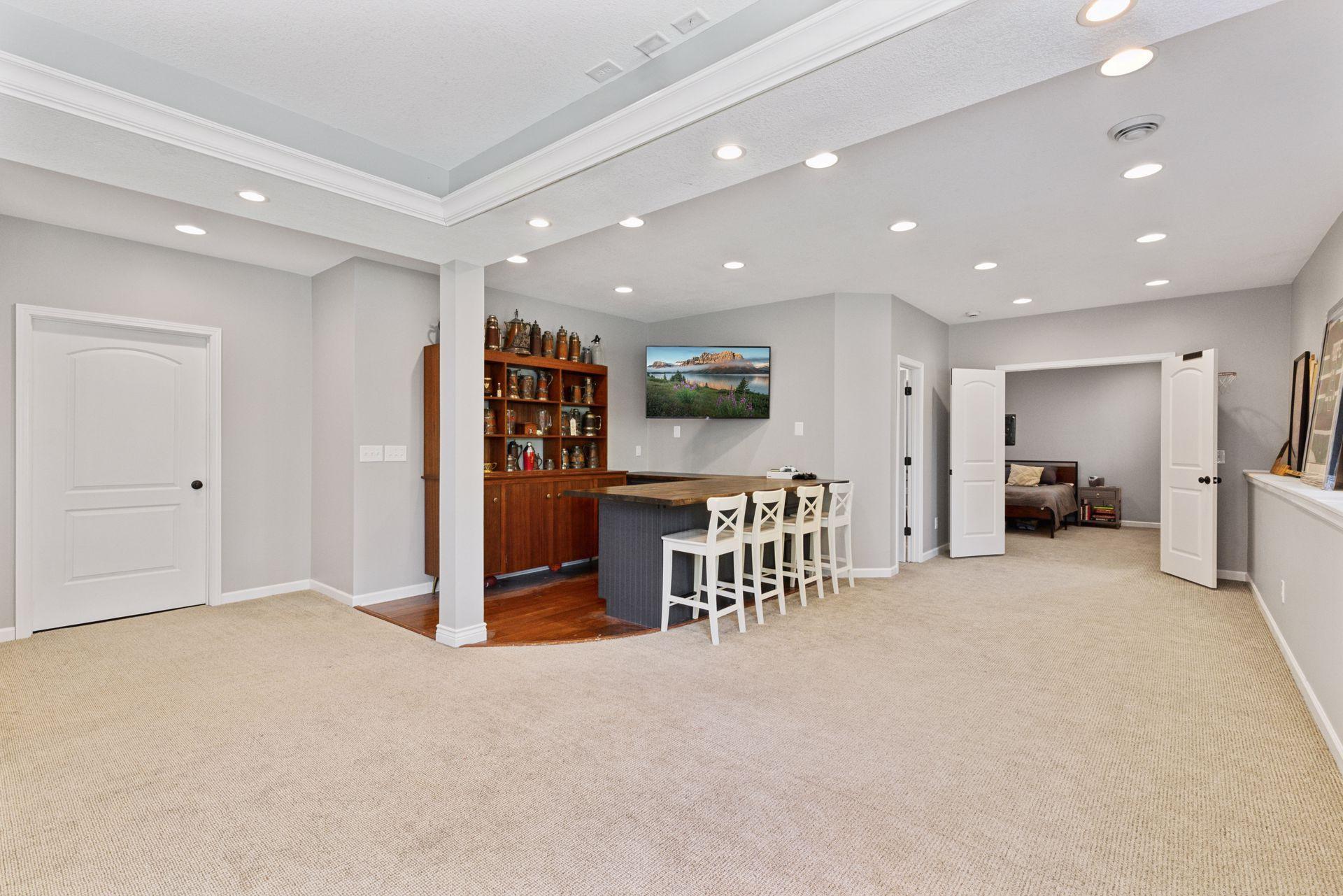 6620 Treetop Road, Chanhassen, Minnesota image 36