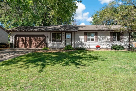 Homes For Sale - 11132 97th Place<br/> Maple Grove, MN 55369