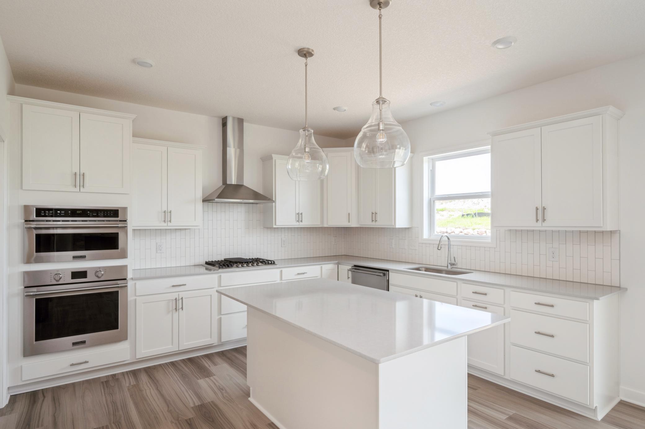 713 Longmeadow Lane, Waconia, Minnesota image 3