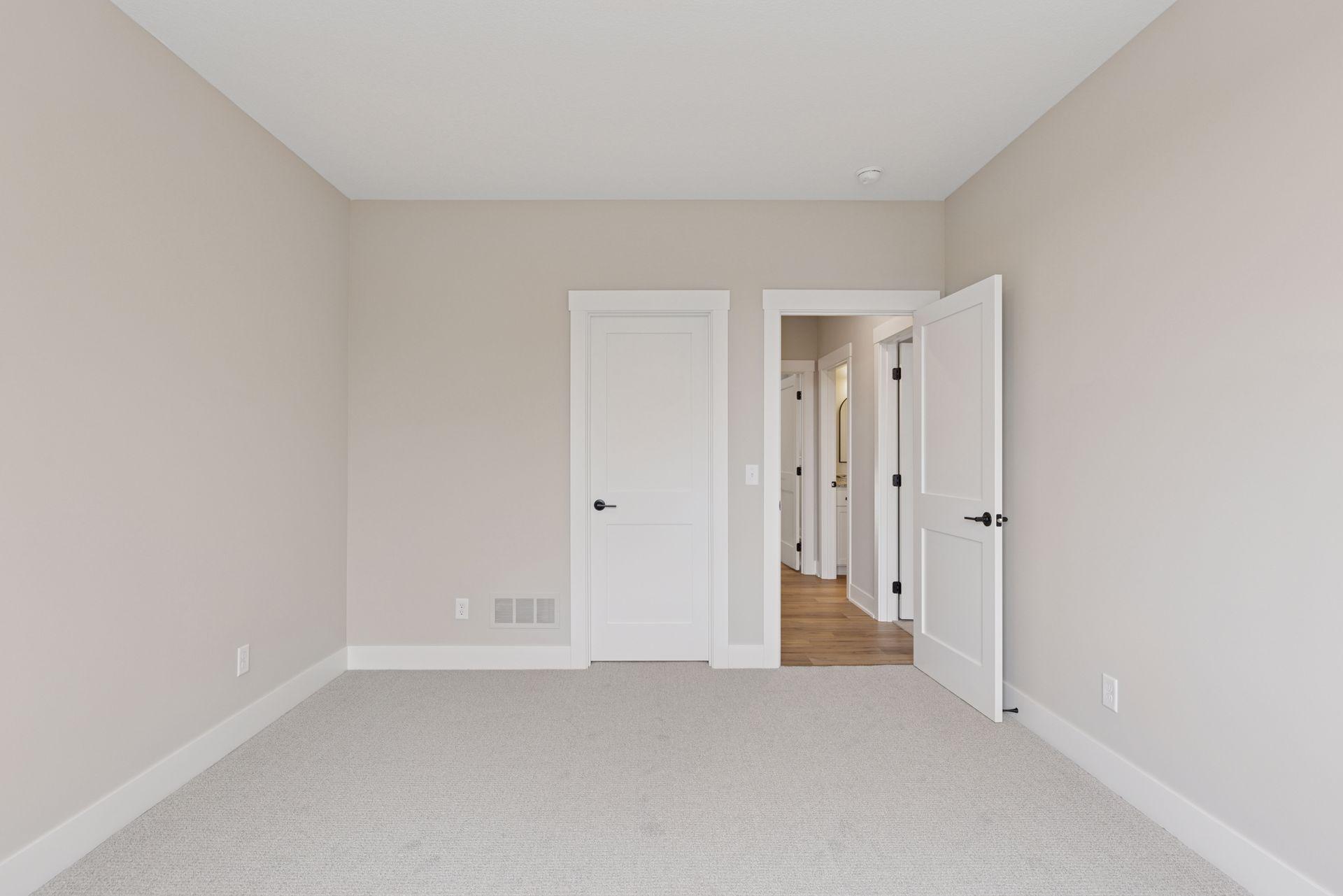 495 Meadow Ridge Trail, Hudson, Wisconsin image 38