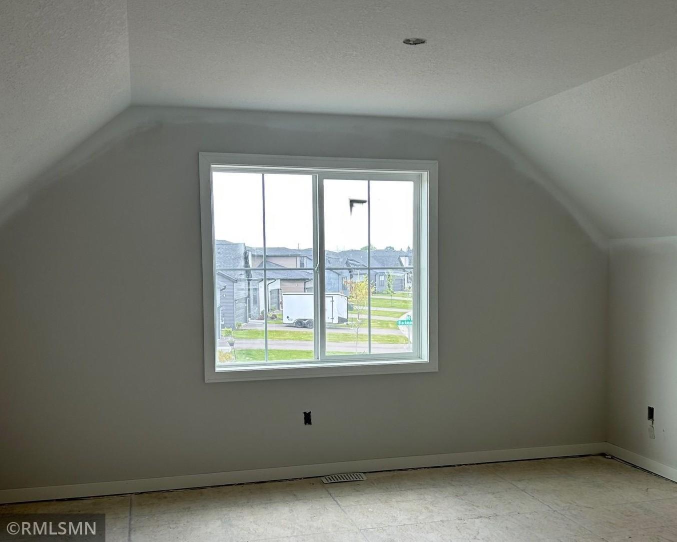 10115 Blackmoor Road, Saint Paul, Minnesota image 8