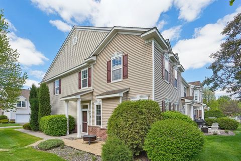 Townhouse For Sale - 4360 Empress Drive<br/> Washington County, Hugo, MN 55038