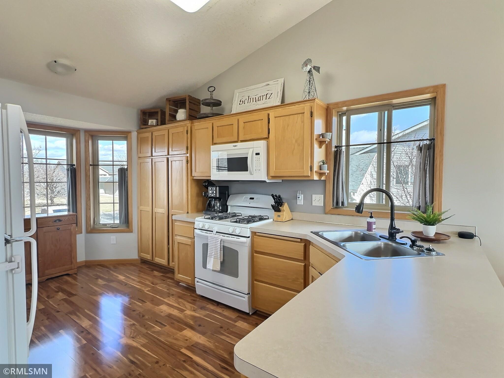 9873 Park Place Drive, Monticello, Minnesota image 6