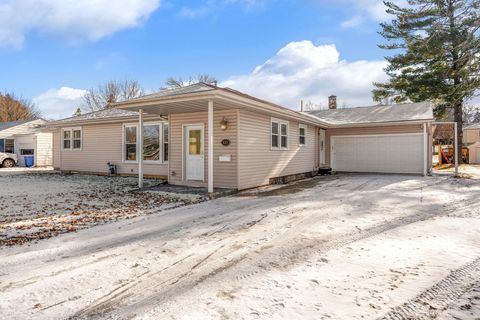 Homes For Sale - 323 Murray Street<br/> Owatonna, MN 55060