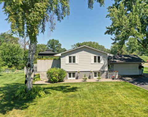 Homes For Sale - 7398 214th Street<br/> Forest Lake, MN 55025