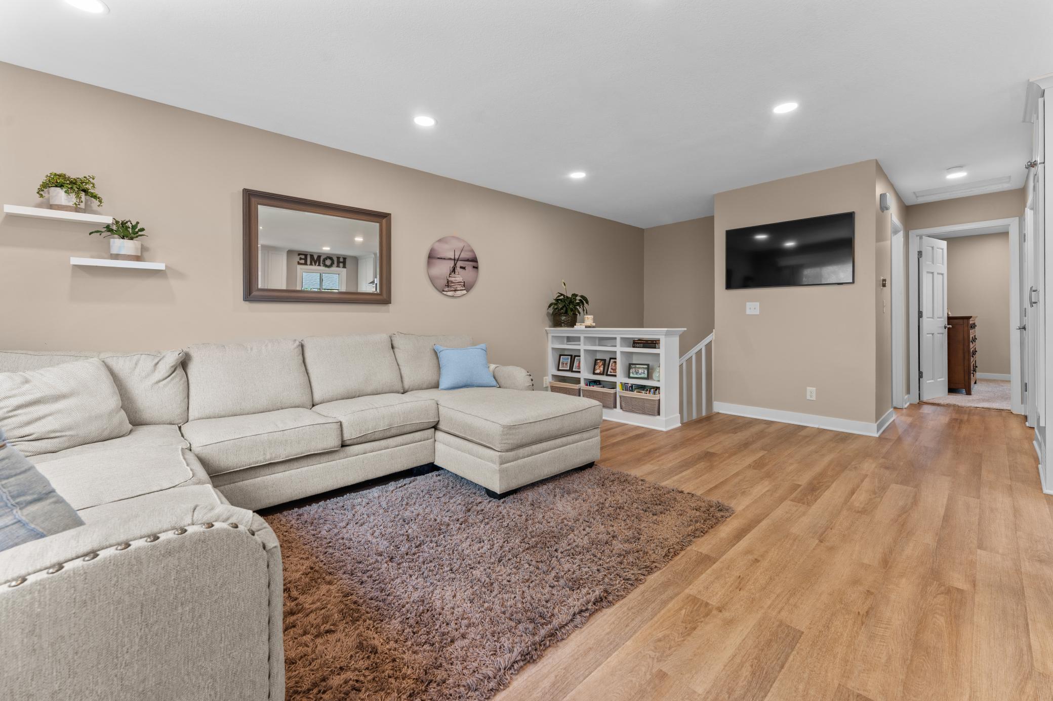12115 Chesholm Lane, Eden Prairie, Minnesota image 8