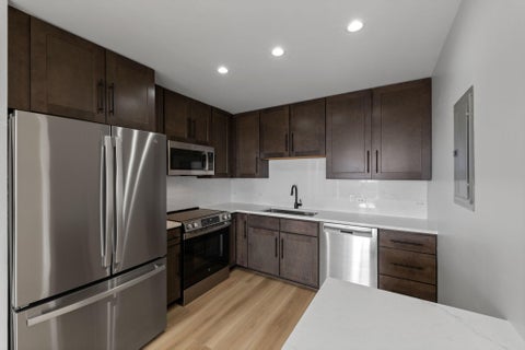 Condo For Sale - 929 Portland Avenue<br/> Minneapolis, MN 55404