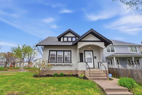 Homes For Sale - 2122 Willow Avenue<br/> Minneapolis, MN 55411