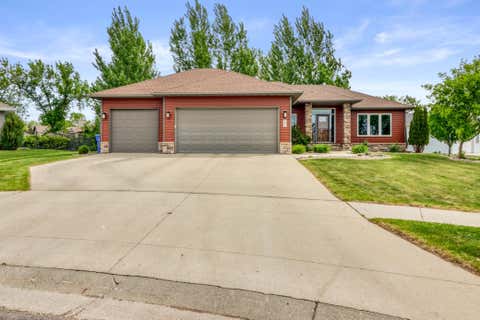Homes For Sale - 5831 Autumn Drive<br/> Cass County, Fargo, ND 58104