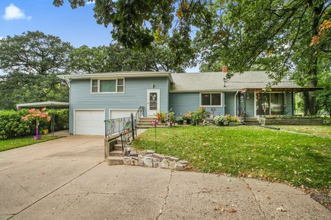 Homes For Sale - 1300 10th Street<br/> Benton County, Sauk Rapids, MN 56379