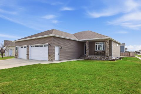 Homes For Sale - 825 18th Avenue<br/> Cass County, West Fargo, ND 58078