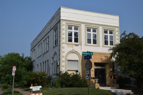 Multifamily For Sale - 2550 Pillsbury Avenue<br/> Hennepin County, Minneapolis, MN 55404