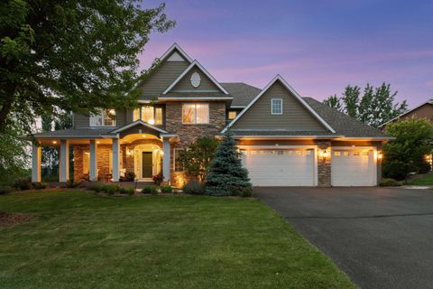Homes For Sale - 3049 Fairway Drive<br/> Chaska, MN 55318