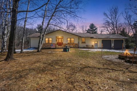 Homes For Sale - 850 25 1/2 Avenue<br/> Barron County, Cumberland, WI 54829