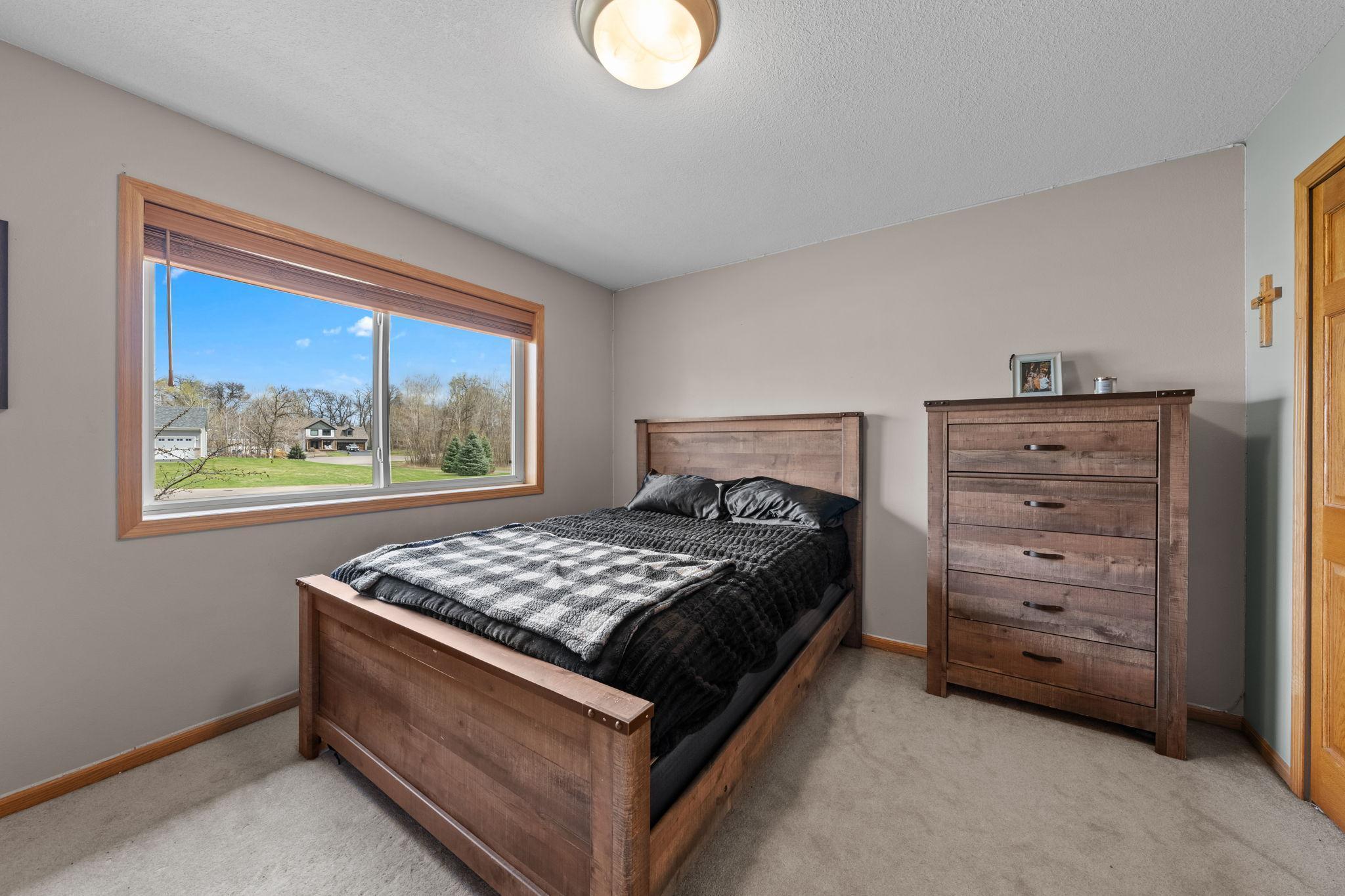 19390 Queen Circle, Elk River, Minnesota image 15