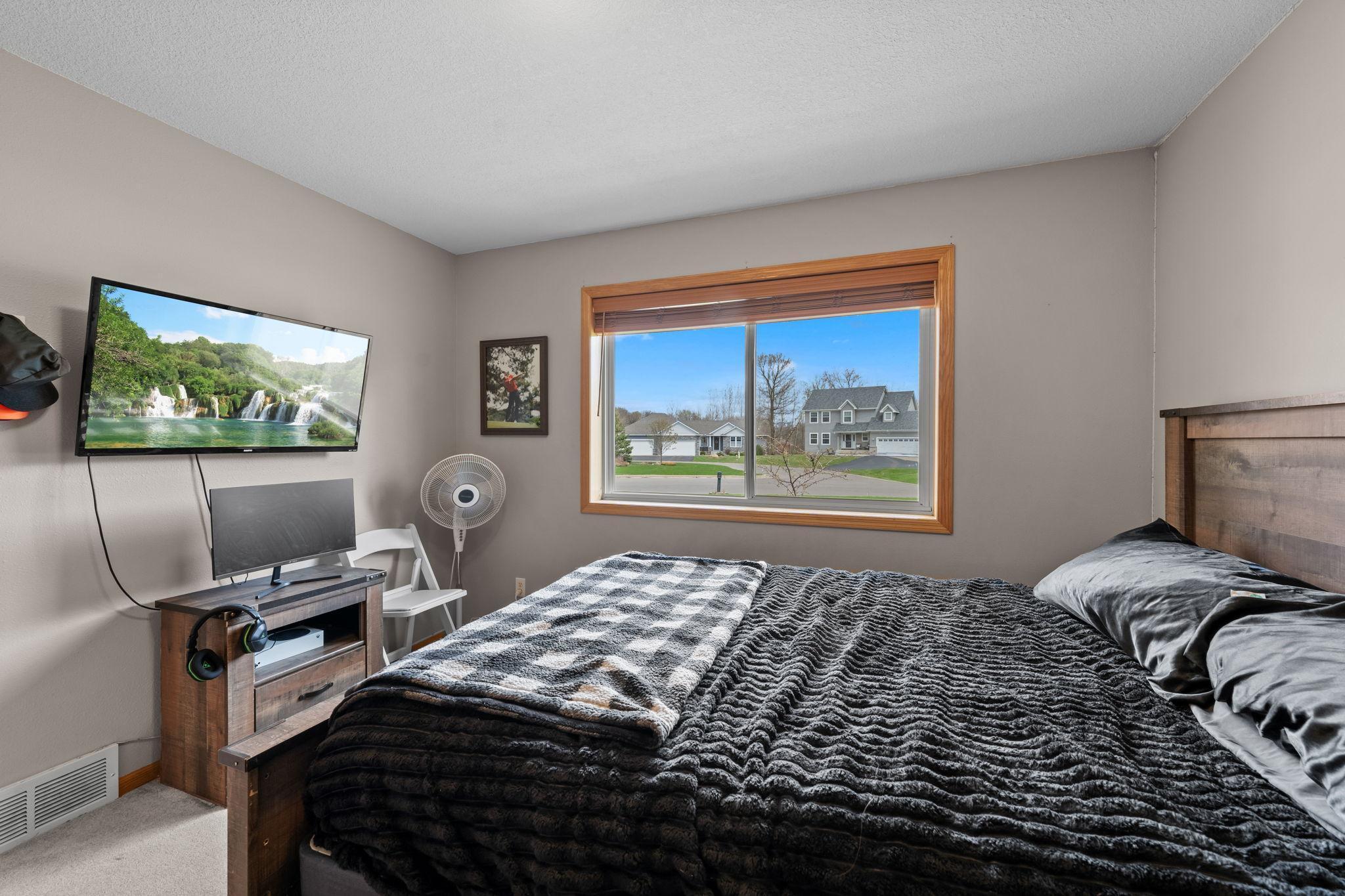 19390 Queen Circle, Elk River, Minnesota image 16