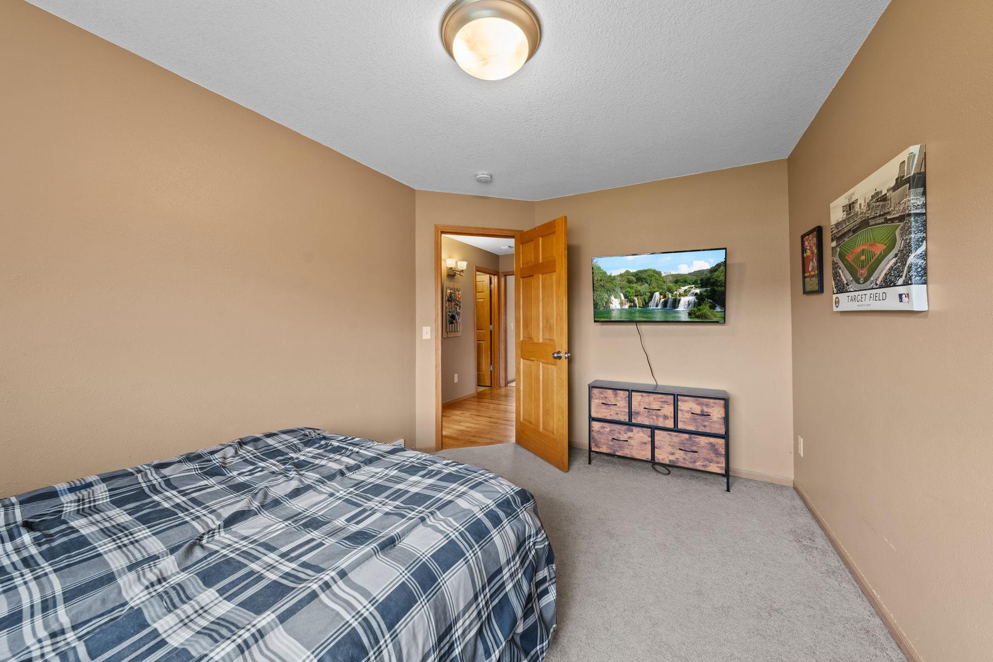 19390 Queen Circle, Elk River, Minnesota image 21
