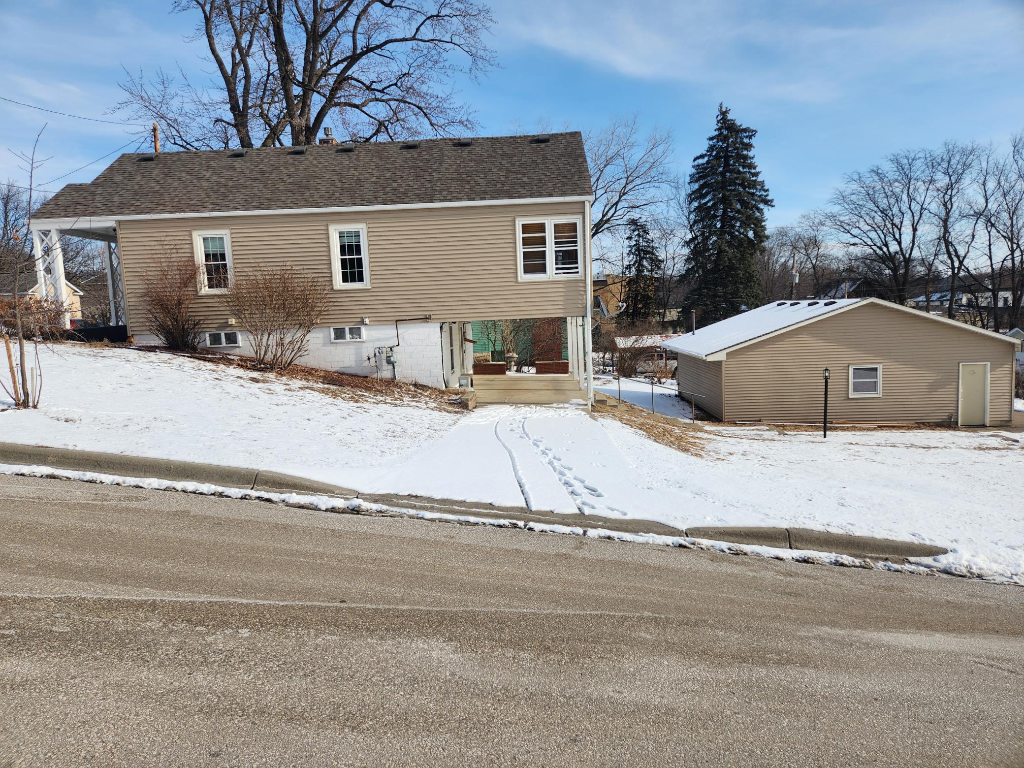 121 4th Street, Carver, Minnesota image 3